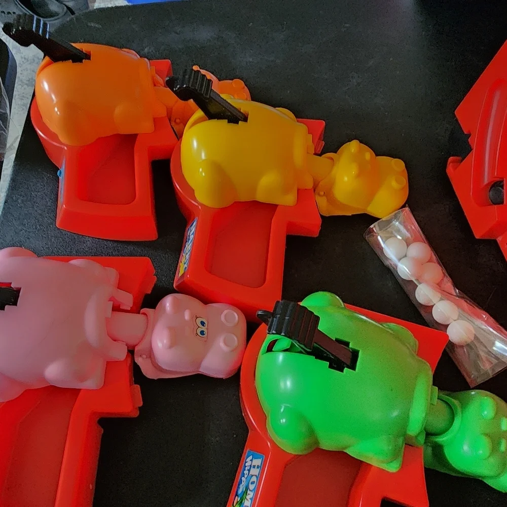 2005 Hungry Hungry Hippos Marble Munching Game